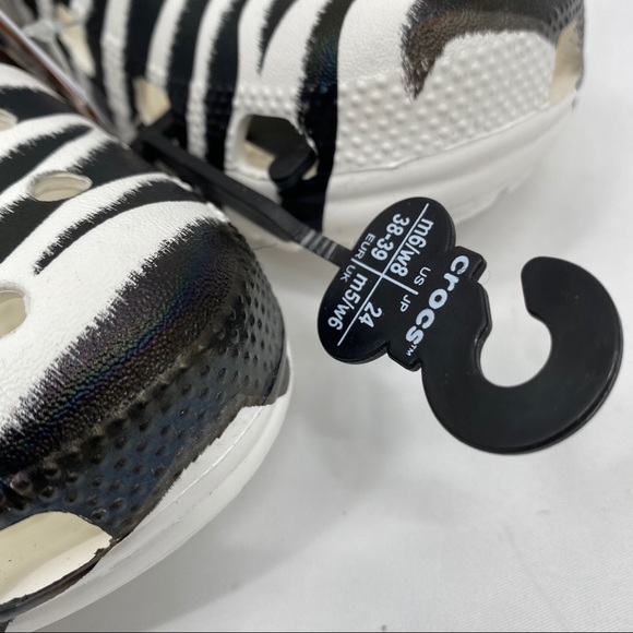 Crocs Zebra Classic Animal Print Clogs - Picture 13 of 14
